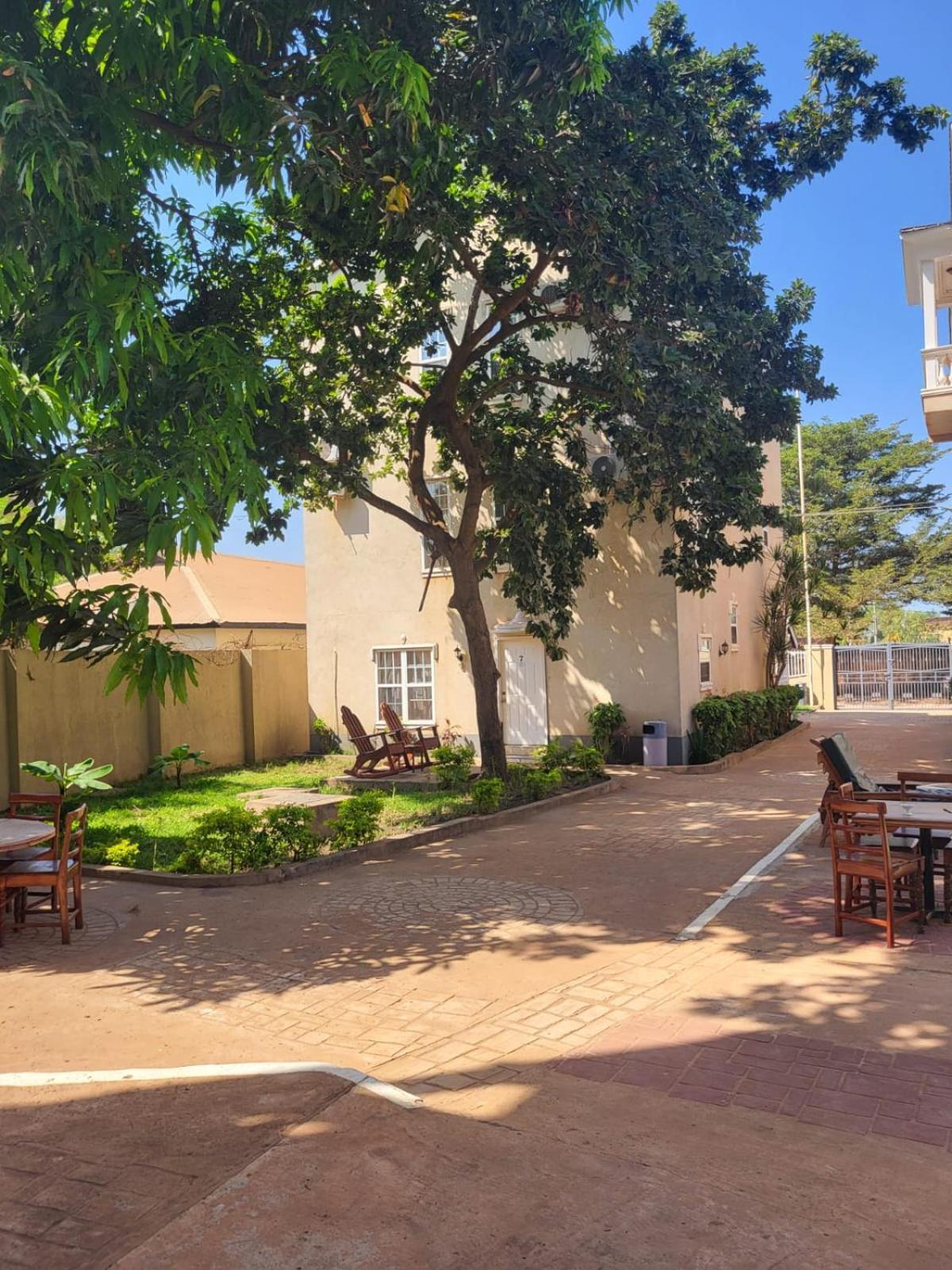 Summer Grove Villa Kololi Exterior foto